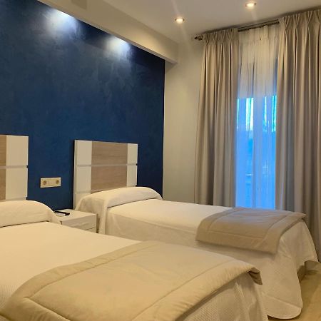 Hostal Poeta Machado Baeza Luaran gambar